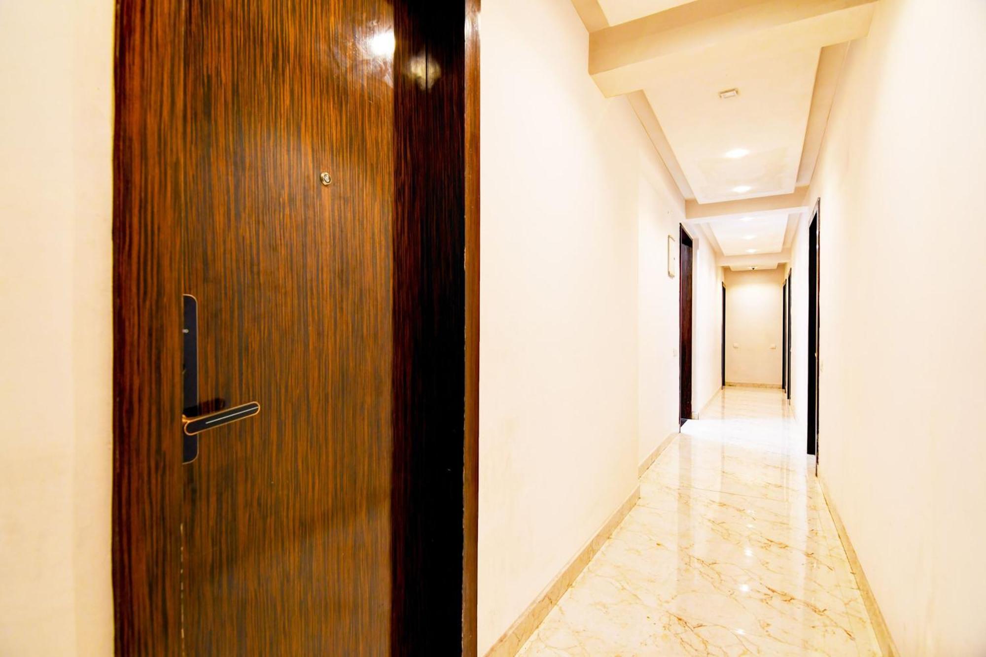 Super Townhouse New Town Formerly Krish Residency Calcutta Buitenkant foto